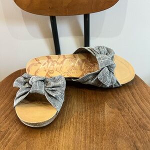 Blowfish Gray Plaid Bow Sandals